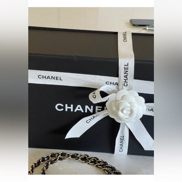 Chanel authentic 2021 Classic Small Black Caviar Flap Bag purse Gold chain - Picture 13 of 15